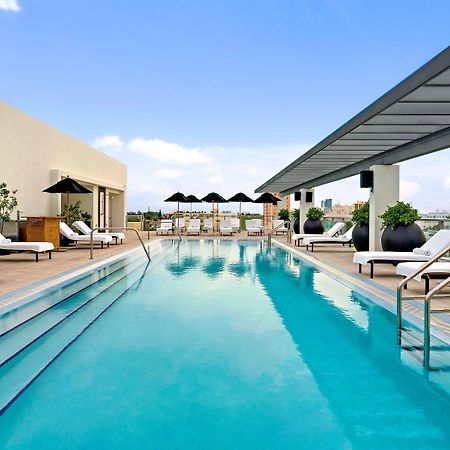 Kimpton Angler'S Hotel South Beach By Ihg Miami Beach Dış mekan fotoğraf Rooftop pool at the hotel